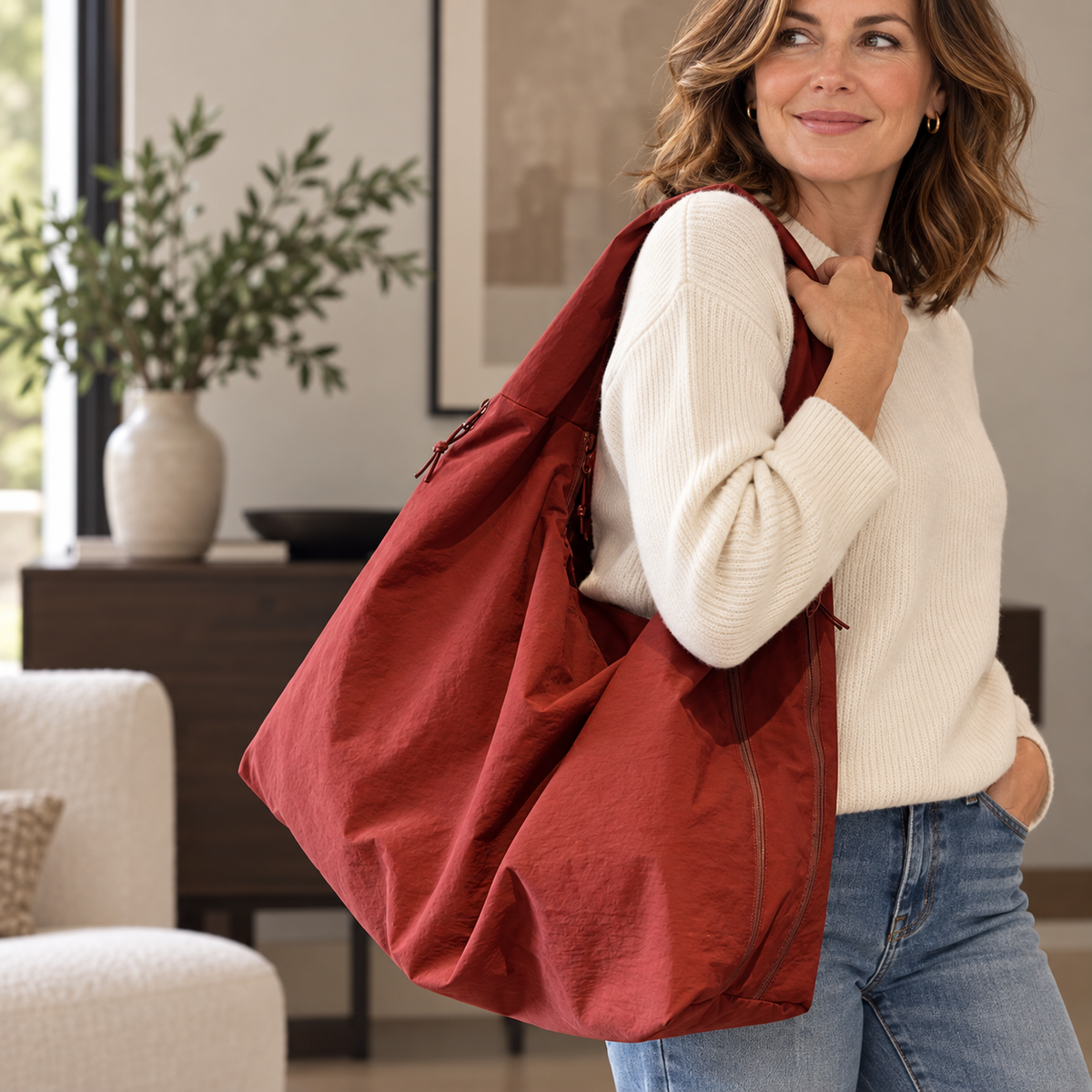 Geometric Crossbody Bag – Large Capacity, Multi-Pocket, Crossbody & Shoulder Strap, All-Season Commuter Bag