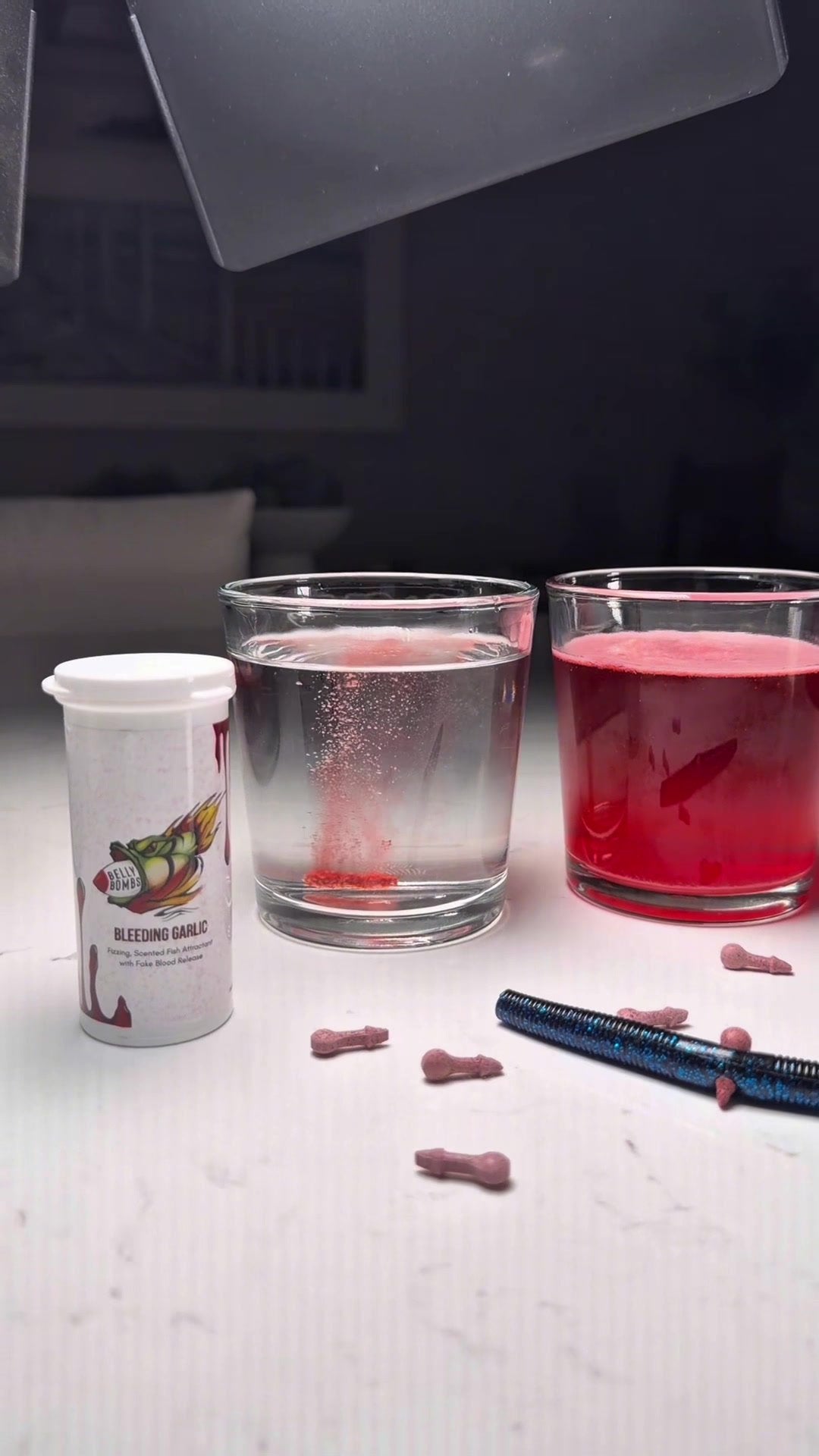 🎣 Power-Packed Fish Call Liquid – 🐟 Instant-Action Red Worm Scent