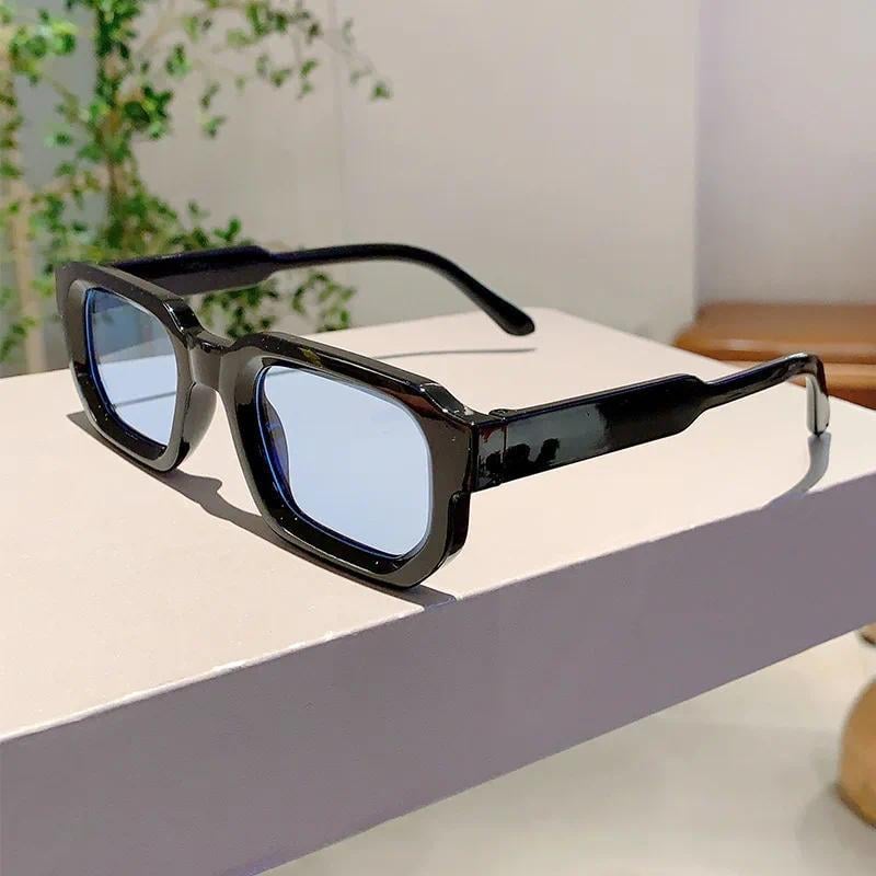 🕶️🔆 Vintage Rectangle Frame Sunglasses for Men & Women with UV400 Protection